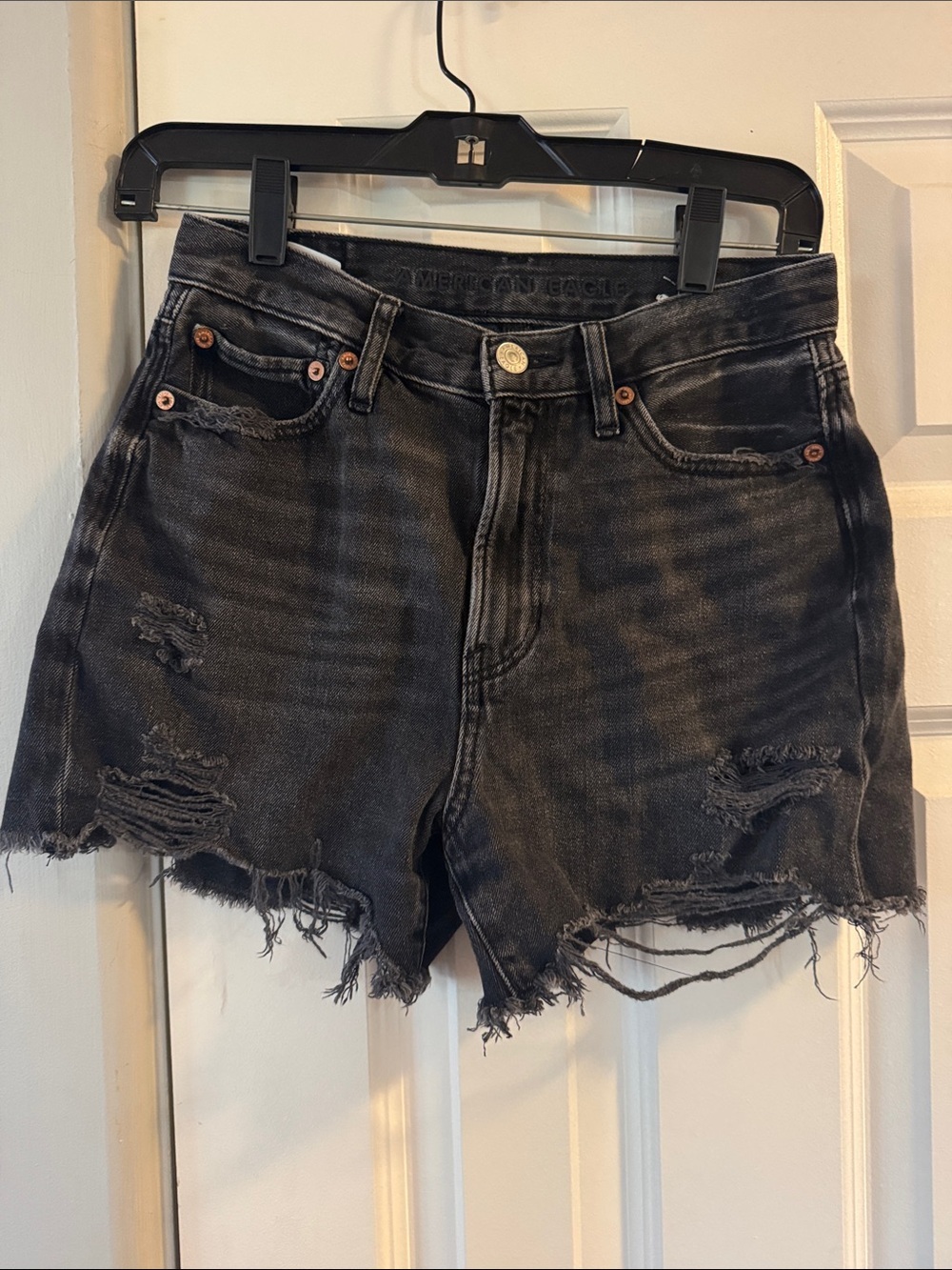 American Eagle Outfitters Distressed Black Jean Shorts 90s boyfriend short